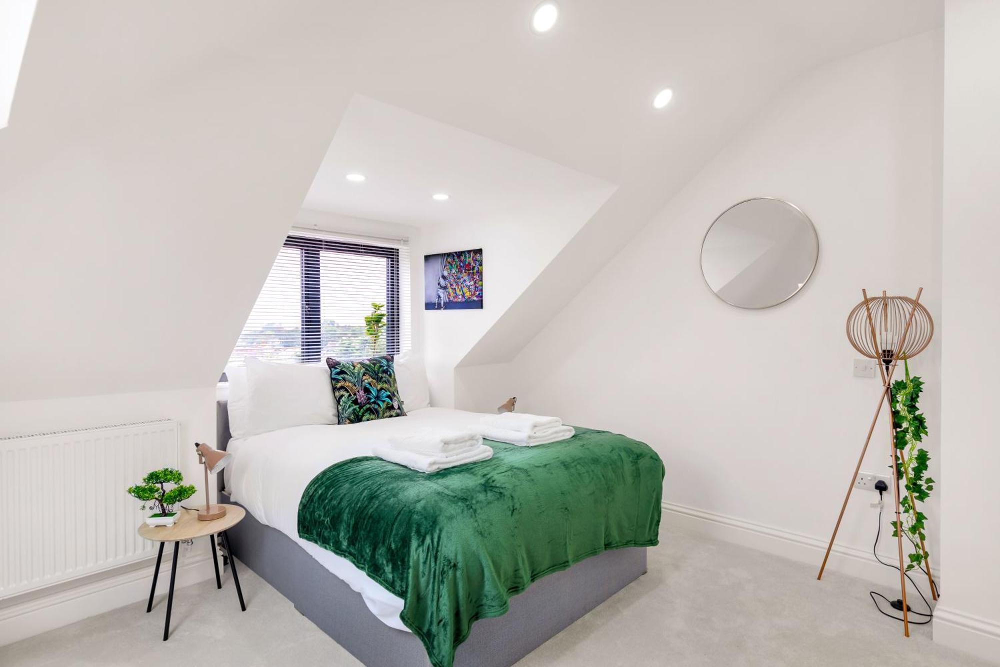 Lux 5 Occupancy Flat Free Parking & Views * Londres
