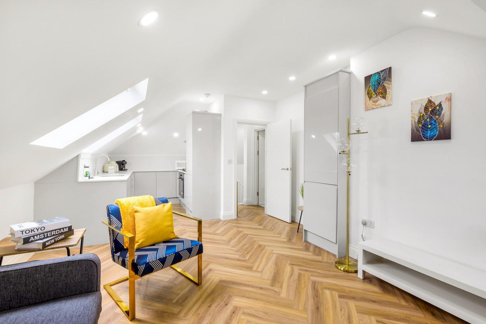 Lux 5 Occupancy Flat Free Parking & Views Appartement Londres