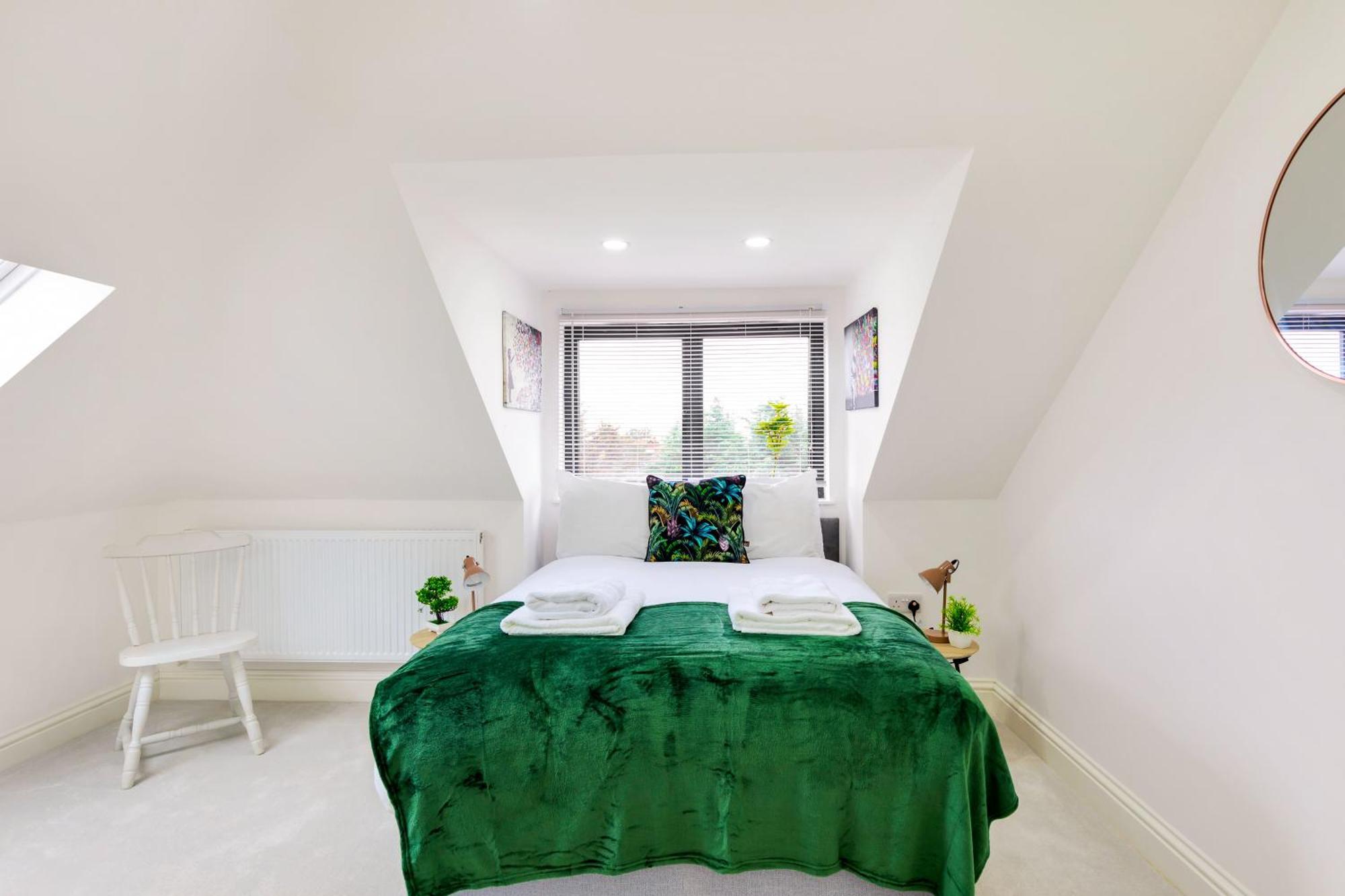 Lux 5 Occupancy Flat Free Parking & Views Londres