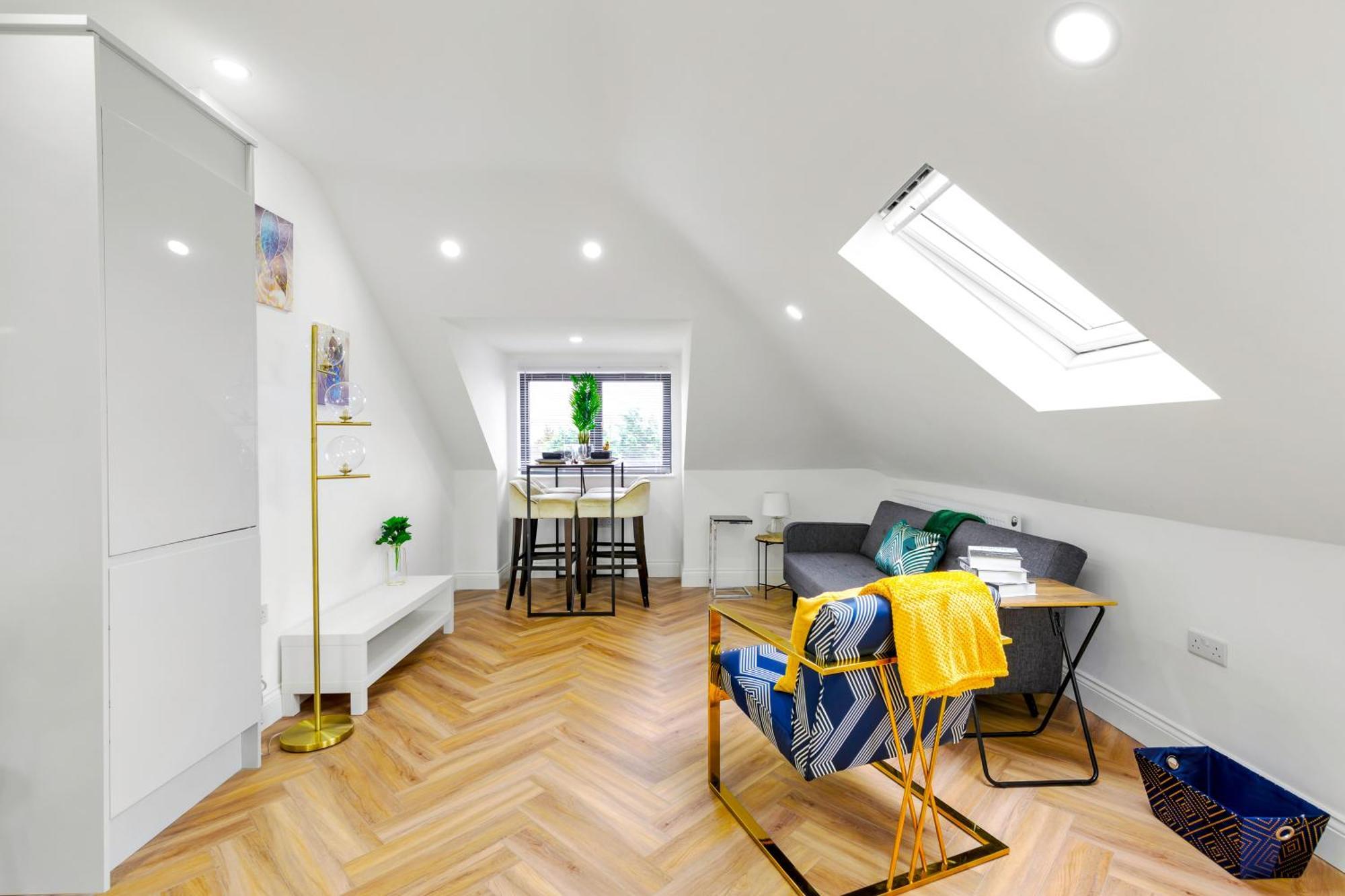 Lux 5 Occupancy Flat Free Parking & Views Appartement *